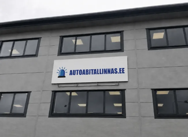 Autoabi Tallinnas kodubaas ja kontor, eraldi dispetšeri töökoht loodi 2012. aastal, enne seda võttis kõned vastu kaubikus olnud tehnik.